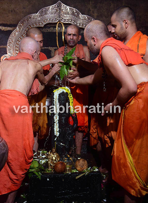 ಶ್ರೀಕೃಷ್ಣಮಠದಲ್ಲಿ ಬ್ರಹ್ಮಕಲಶೋತ್ಸವ ಸಂಪನ್ನ
